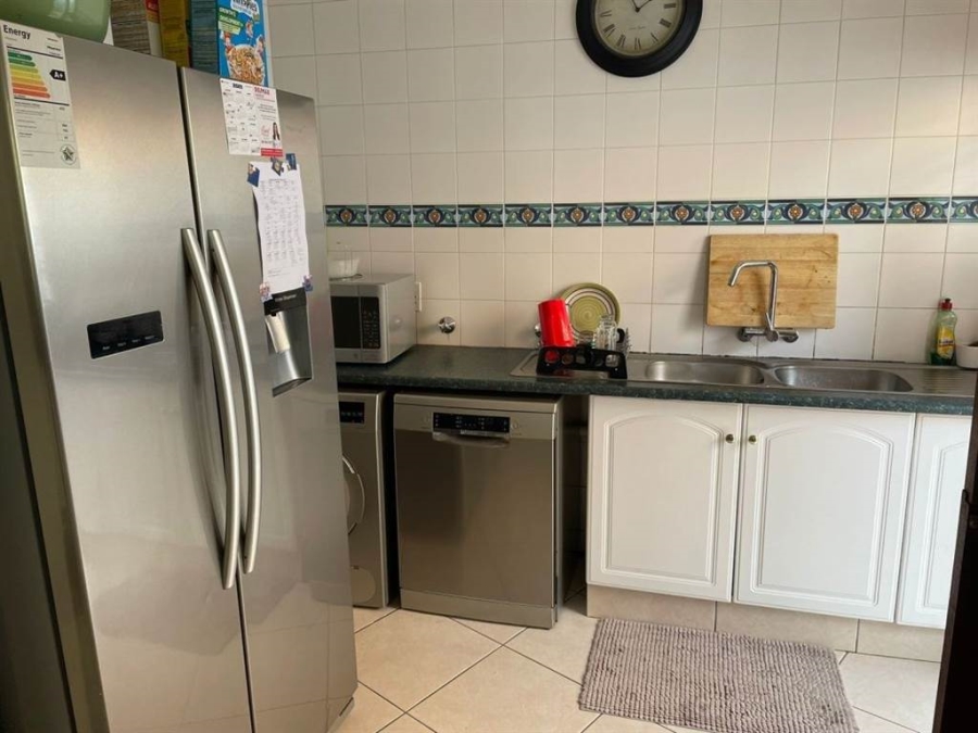 To Let 3 Bedroom Property for Rent in Aston Manor Gauteng