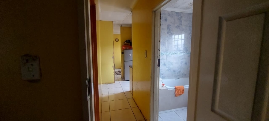 5 Bedroom Property for Sale in Tembisa Central Gauteng