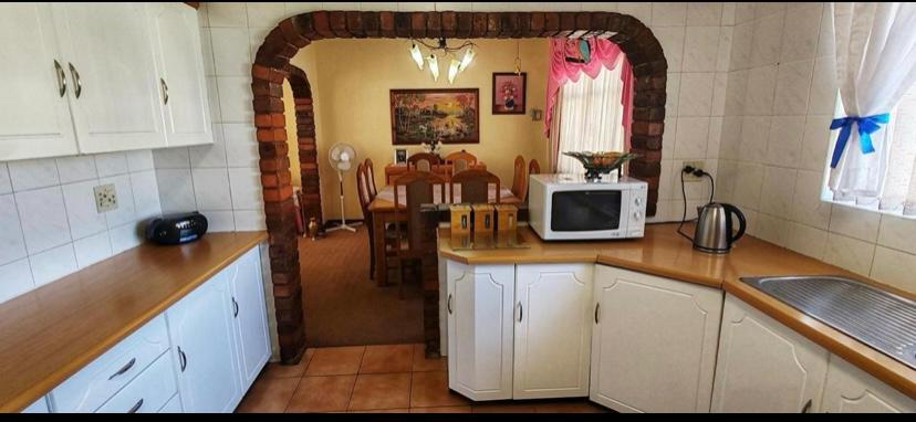 3 Bedroom Property for Sale in Dalview Gauteng