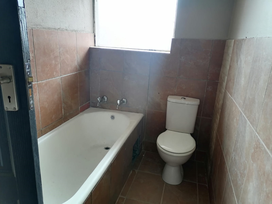 1 Bedroom Property for Sale in Kempton Park Central Gauteng