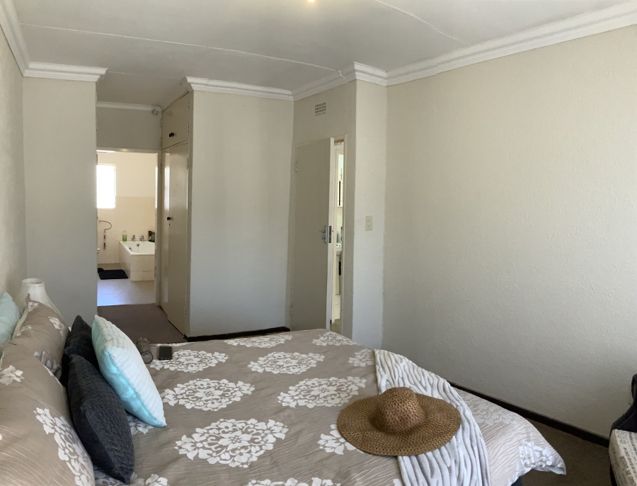 2 Bedroom Property for Sale in Cason Gauteng