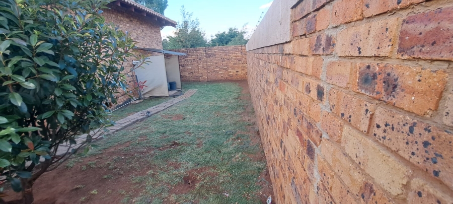 2 Bedroom Property for Sale in New Era Gauteng