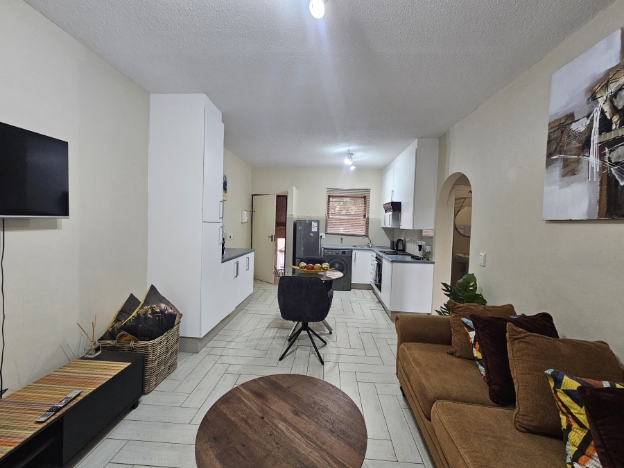 To Let 1 Bedroom Property for Rent in Lonehill Gauteng