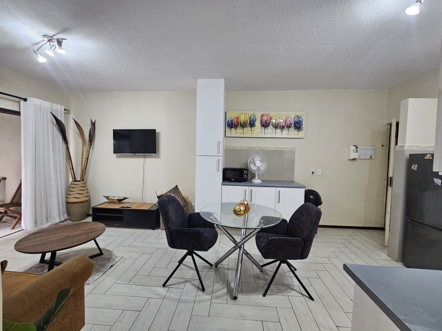 To Let 1 Bedroom Property for Rent in Lonehill Gauteng