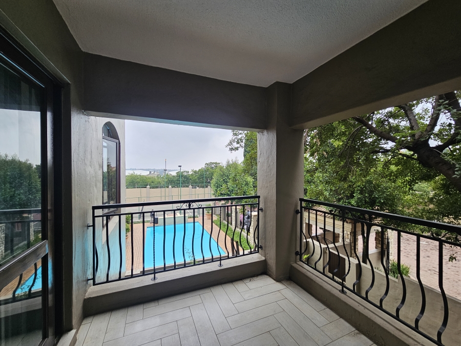 To Let 1 Bedroom Property for Rent in Lonehill Gauteng