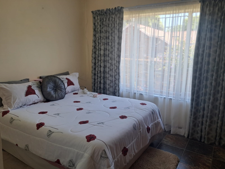 3 Bedroom Property for Sale in Birchleigh North Gauteng