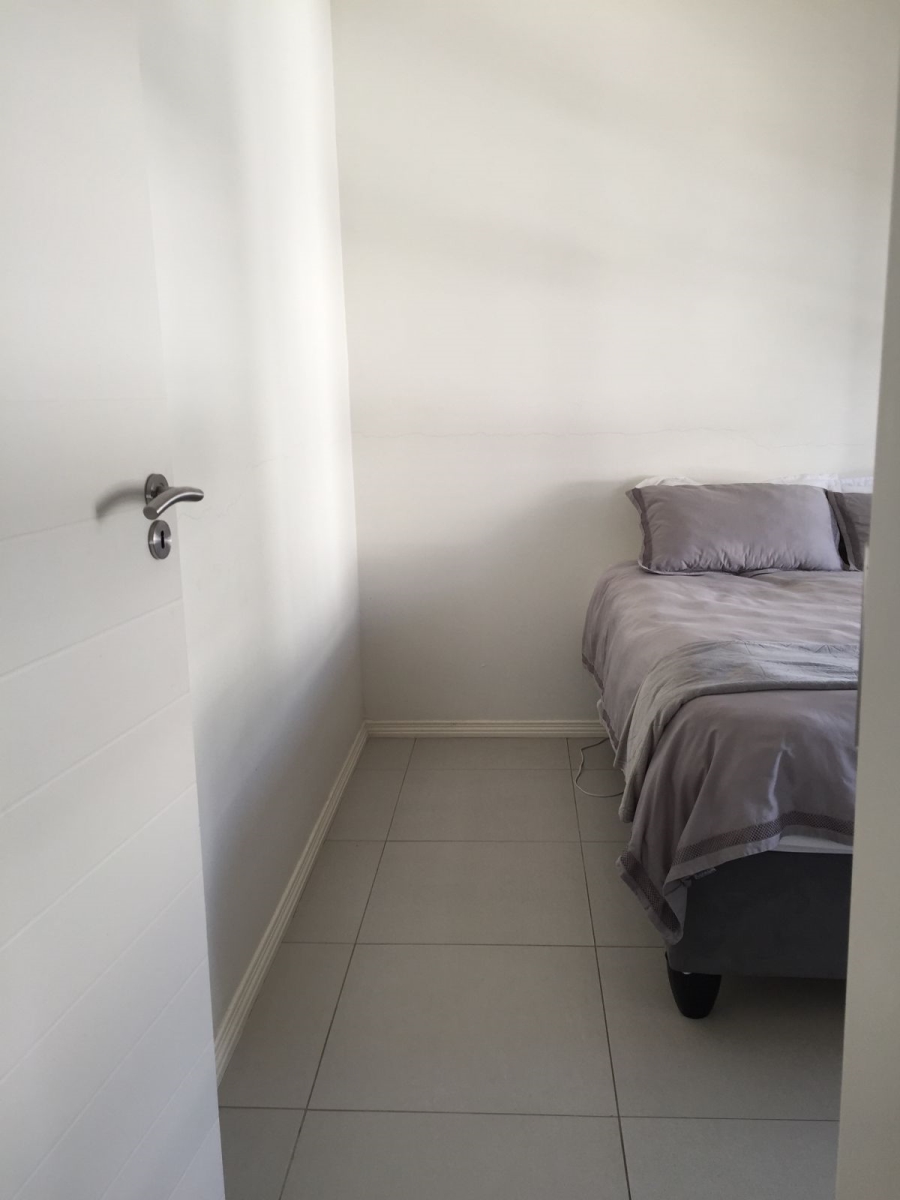 1 Bedroom Property for Sale in Carlswald Gauteng