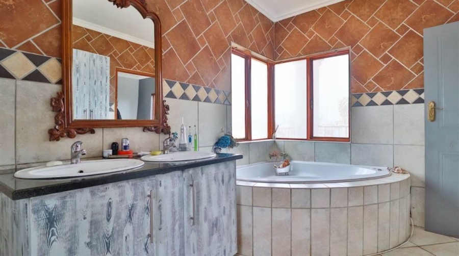 4 Bedroom Property for Sale in Montana Gauteng