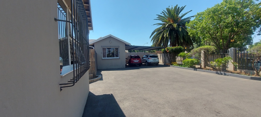 3 Bedroom Property for Sale in Van Riebeeck Park Gauteng