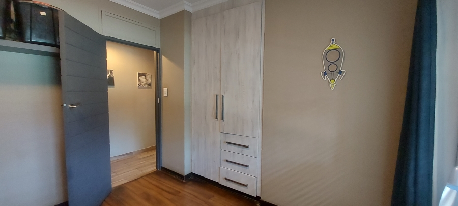 3 Bedroom Property for Sale in Van Riebeeck Park Gauteng