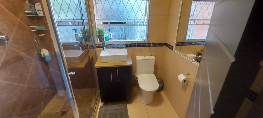 3 Bedroom Property for Sale in Van Riebeeck Park Gauteng