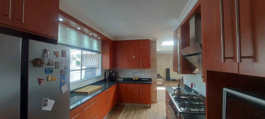 3 Bedroom Property for Sale in Van Riebeeck Park Gauteng