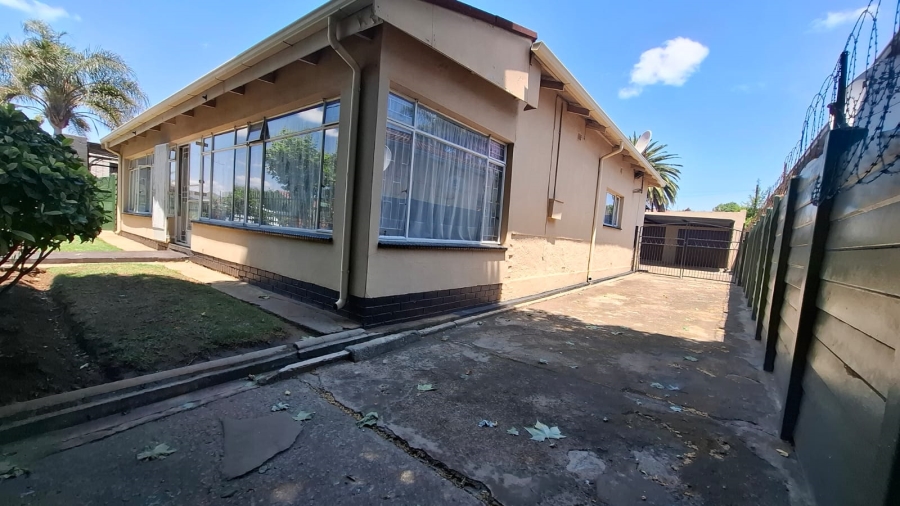 4 Bedroom Property for Sale in Geduld Ext 1 Gauteng
