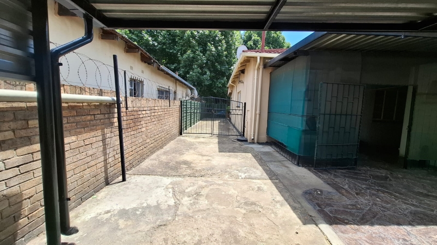 4 Bedroom Property for Sale in Geduld Ext 1 Gauteng