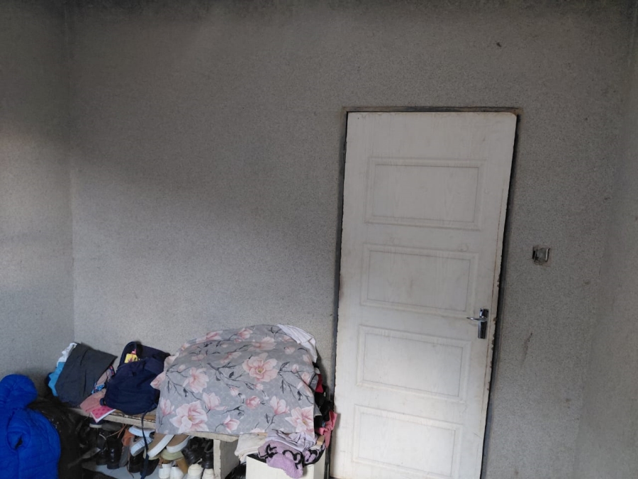 6 Bedroom Property for Sale in Ivory Park Gauteng