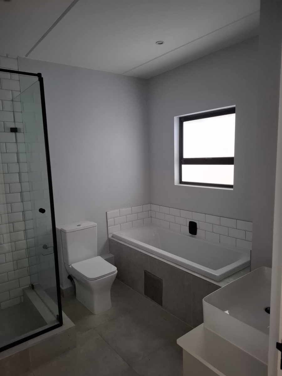 2 Bedroom Property for Sale in Rivonia Gauteng