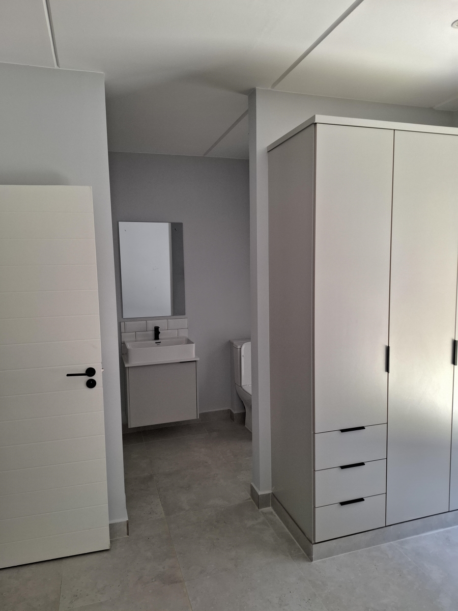 2 Bedroom Property for Sale in Rivonia Gauteng