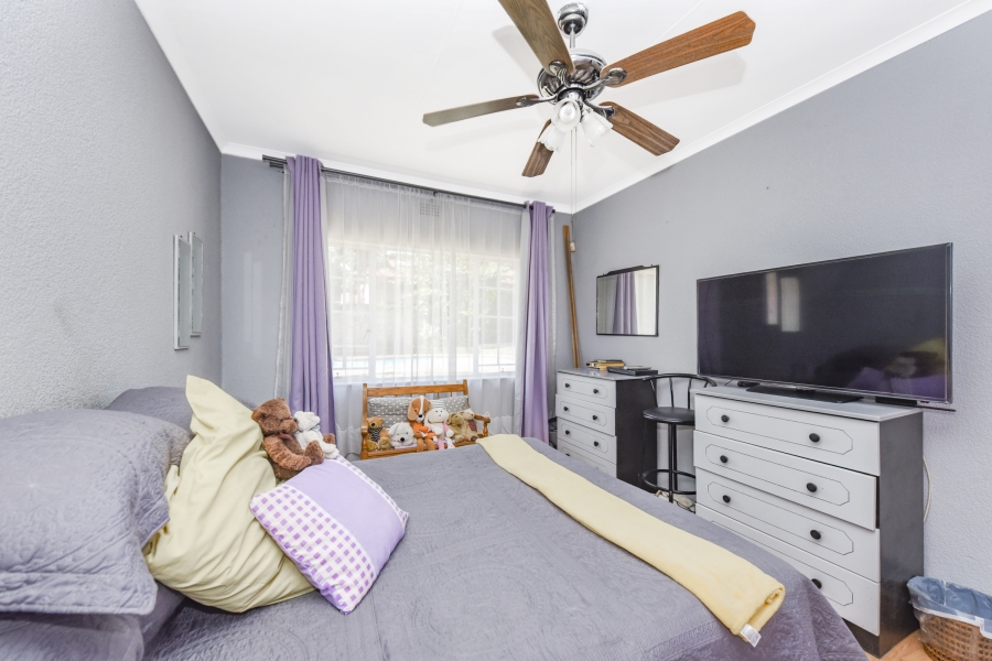 3 Bedroom Property for Sale in Mulbarton Gauteng