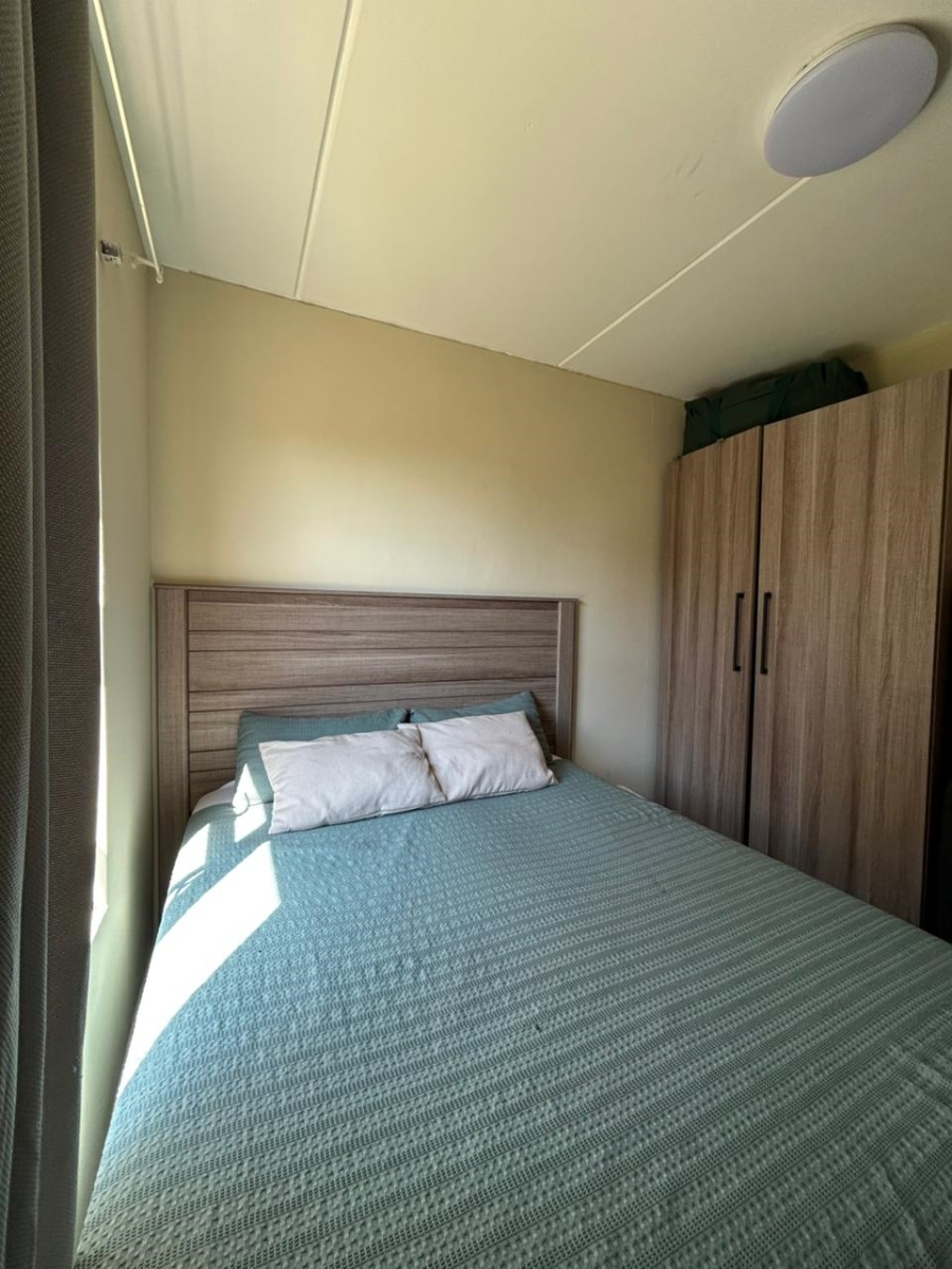 1 Bedroom Property for Sale in Parkrand Gauteng