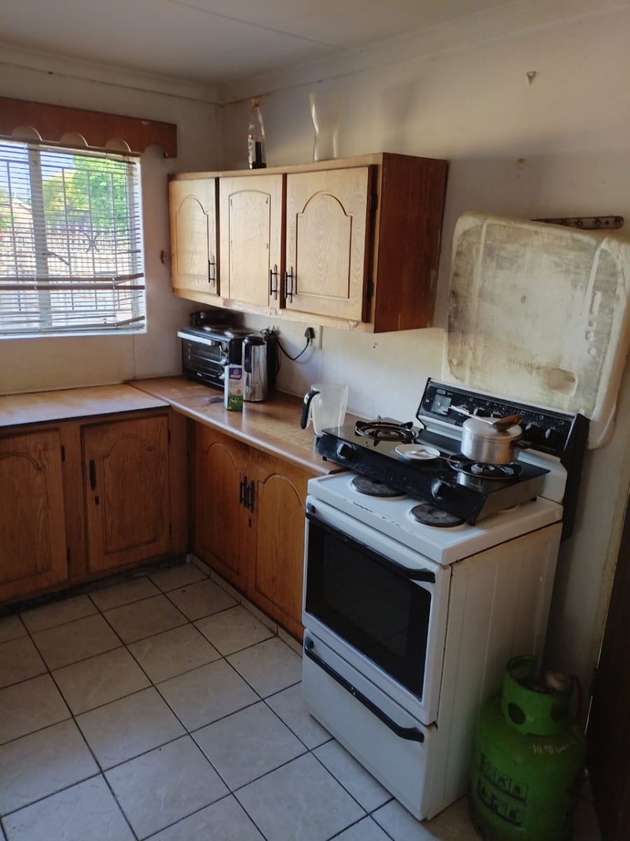 3 Bedroom Property for Sale in Bakerton Gauteng