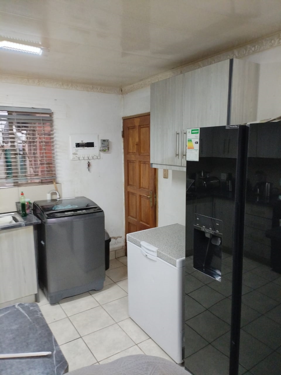3 Bedroom Property for Sale in Bakerton Gauteng