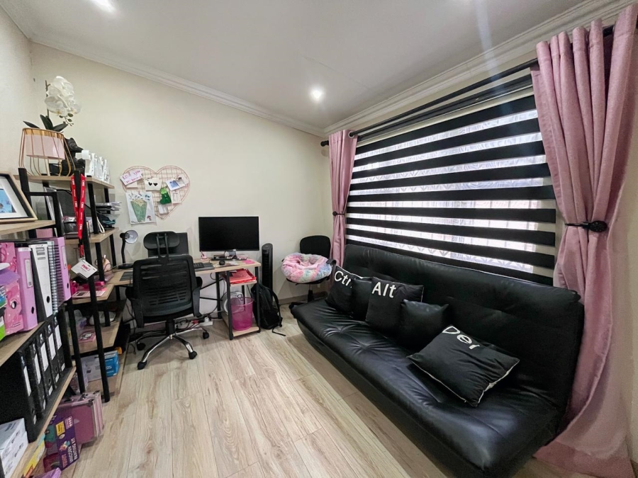 2 Bedroom Property for Sale in Brakpan Central Gauteng