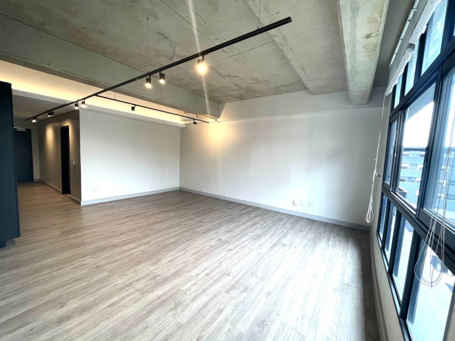 1 Bedroom Property for Sale in Sandown Gauteng