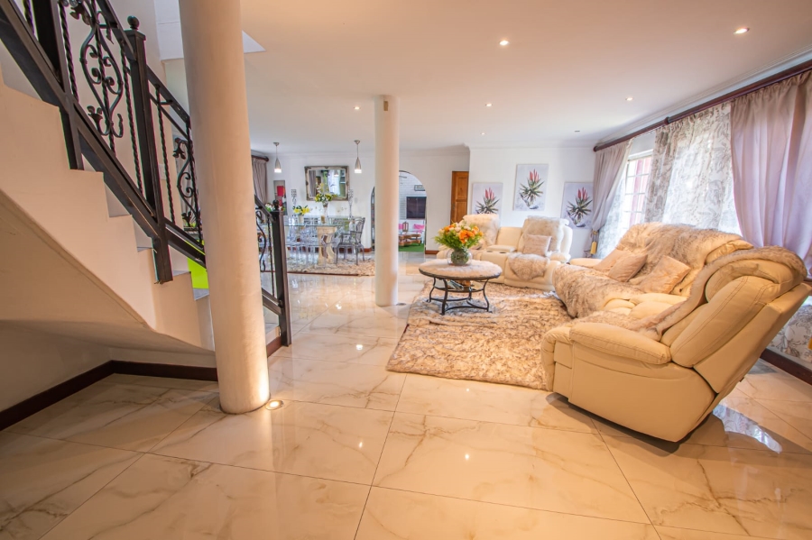 6 Bedroom Property for Sale in Montana Park Gauteng