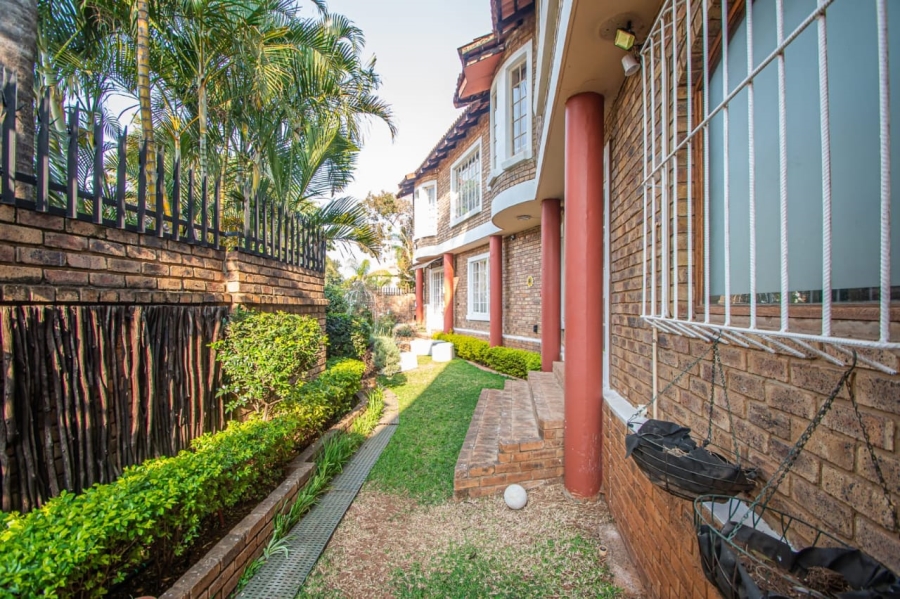 6 Bedroom Property for Sale in Montana Park Gauteng