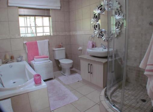 6 Bedroom Property for Sale in Montana Park Gauteng