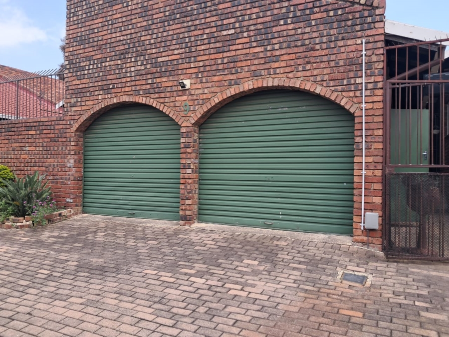 3 Bedroom Property for Sale in Birchleigh Gauteng