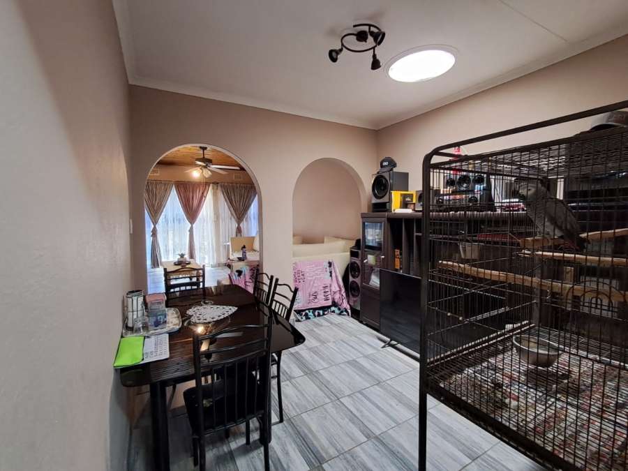 3 Bedroom Property for Sale in Birchleigh Gauteng