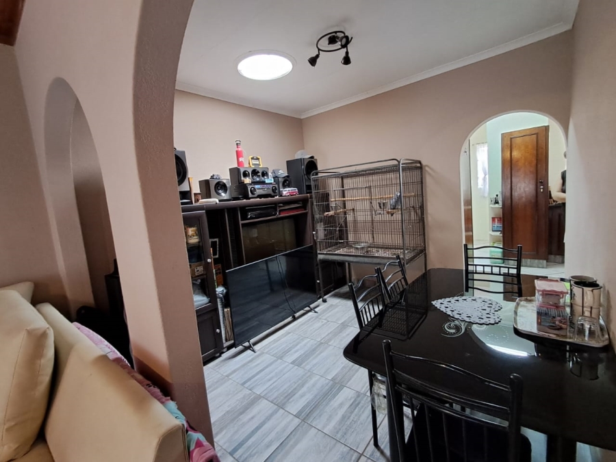 3 Bedroom Property for Sale in Birchleigh Gauteng