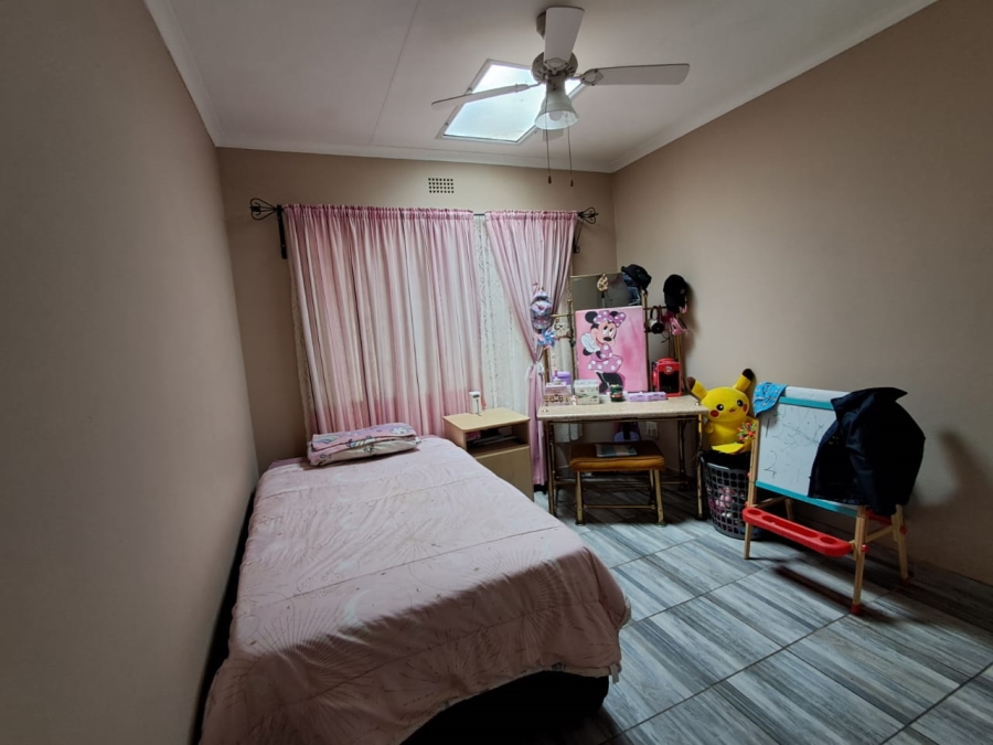 3 Bedroom Property for Sale in Birchleigh Gauteng