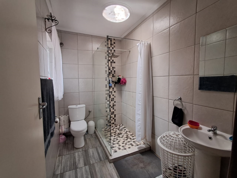 3 Bedroom Property for Sale in Birchleigh Gauteng