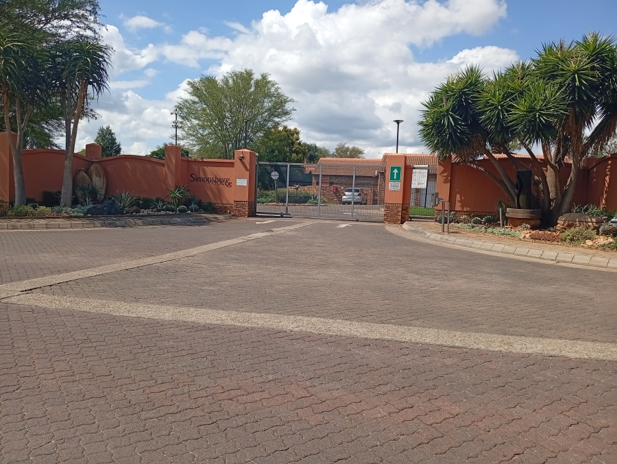 2 Bedroom Property for Sale in Equestria Gauteng