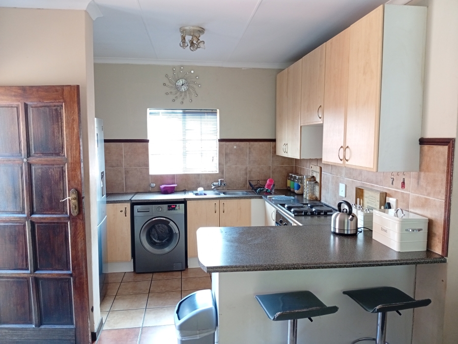 2 Bedroom Property for Sale in Equestria Gauteng