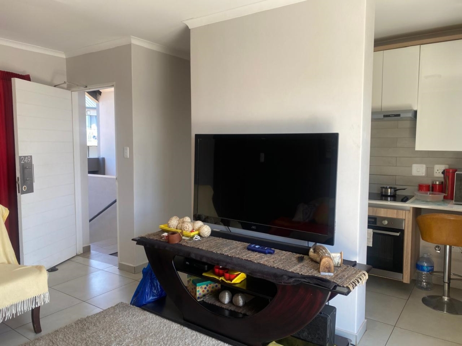 To Let 2 Bedroom Property for Rent in Paradiso Gauteng