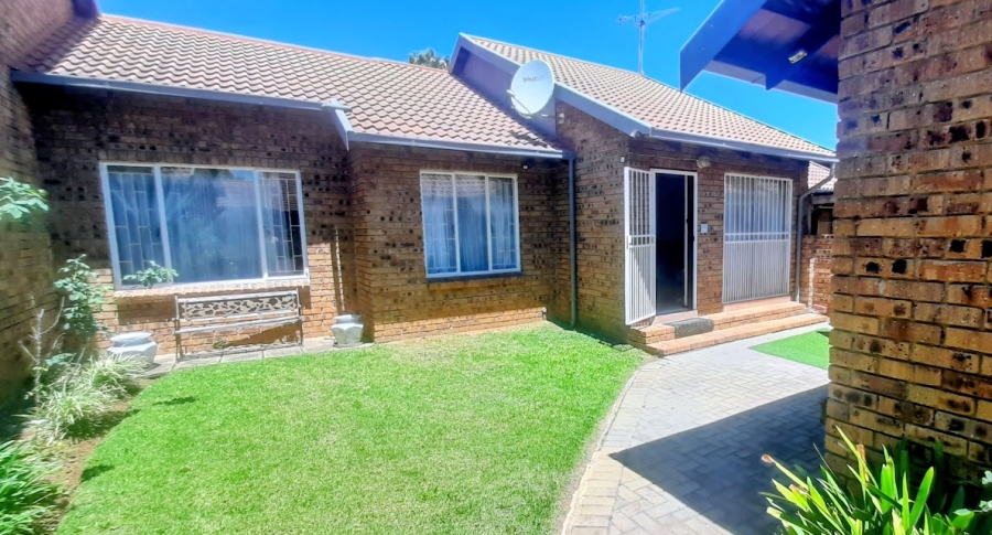3 Bedroom Property for Sale in Norkem Park Gauteng