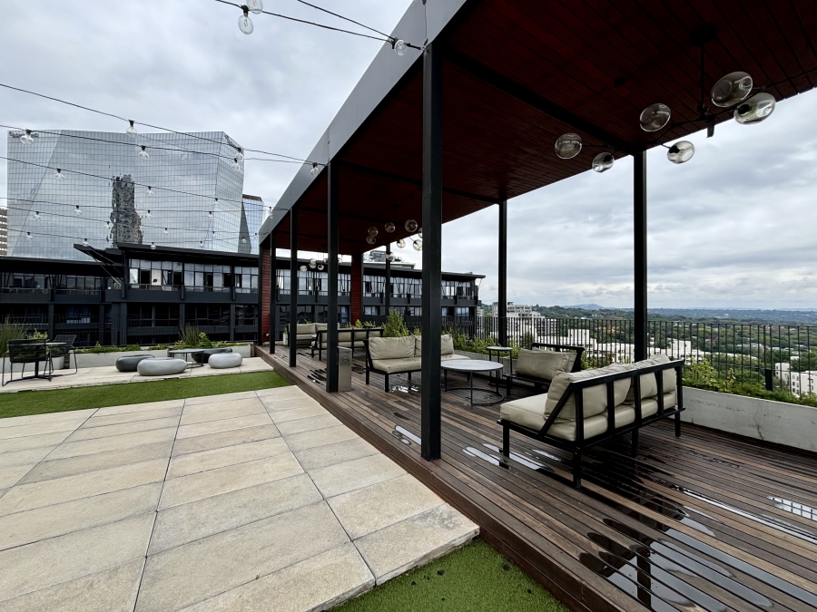 1 Bedroom Property for Sale in Sandton Central Gauteng