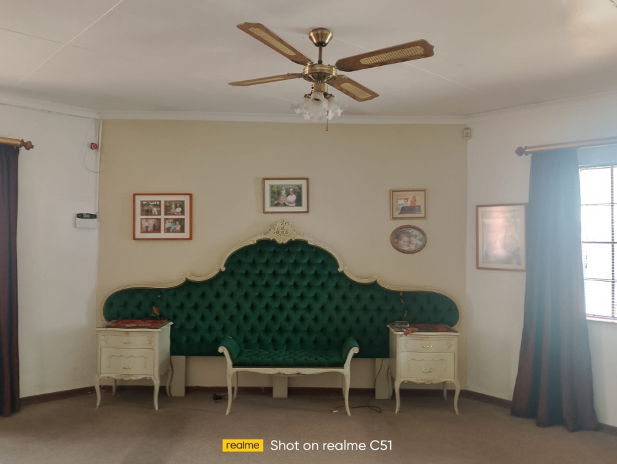 6 Bedroom Property for Sale in Van Dyk Park Gauteng