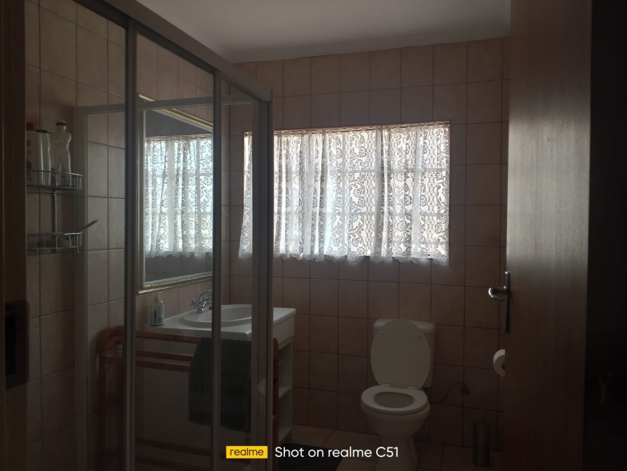 6 Bedroom Property for Sale in Van Dyk Park Gauteng