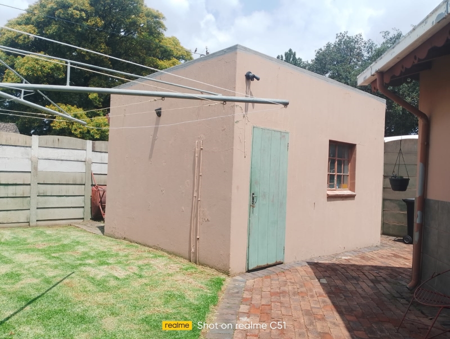 6 Bedroom Property for Sale in Van Dyk Park Gauteng