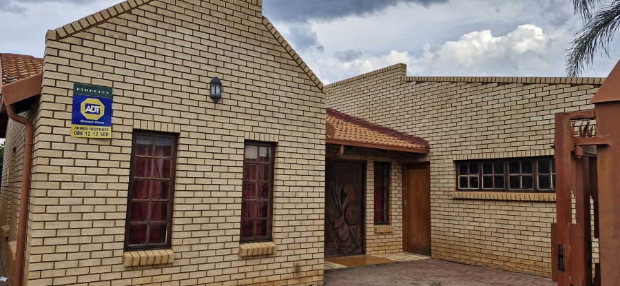 To Let 3 Bedroom Property for Rent in Mamelodi East Gauteng