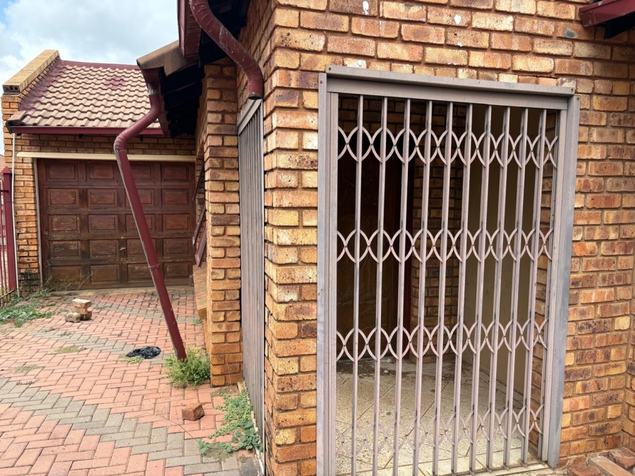 4 Bedroom Property for Sale in Philip Nel Park Gauteng