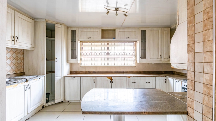 4 Bedroom Property for Sale in Philip Nel Park Gauteng