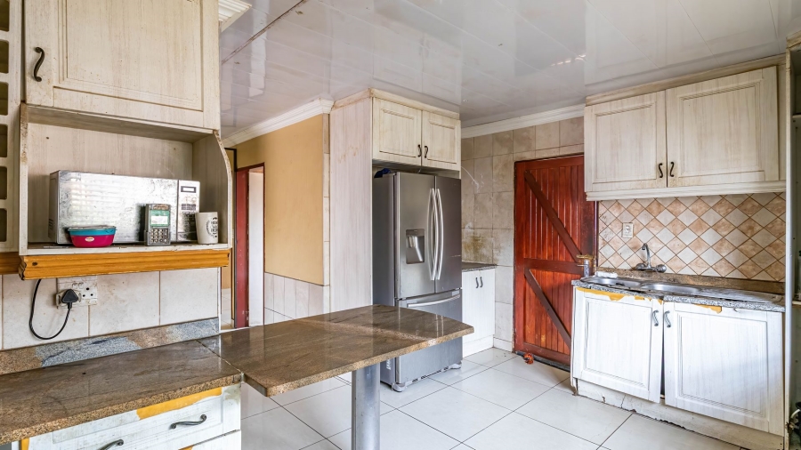 4 Bedroom Property for Sale in Philip Nel Park Gauteng