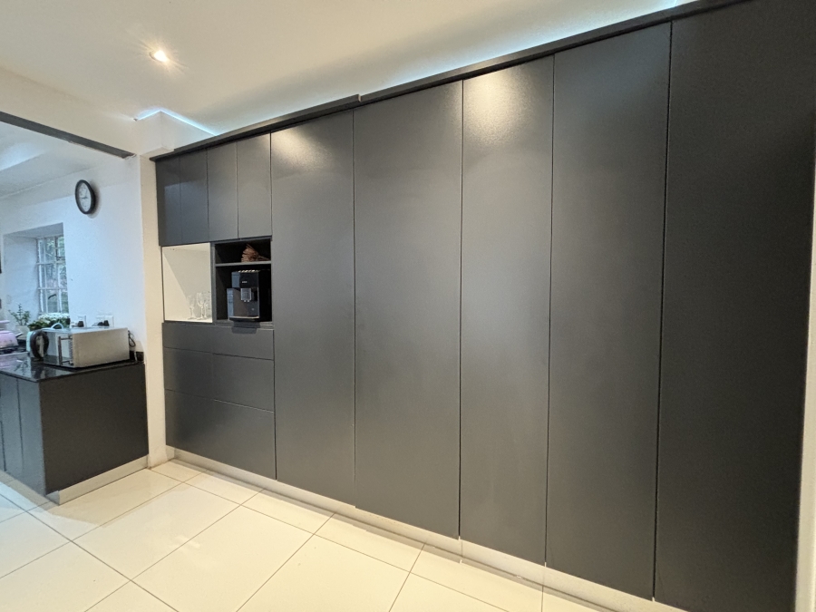 To Let 3 Bedroom Property for Rent in Parktown Gauteng