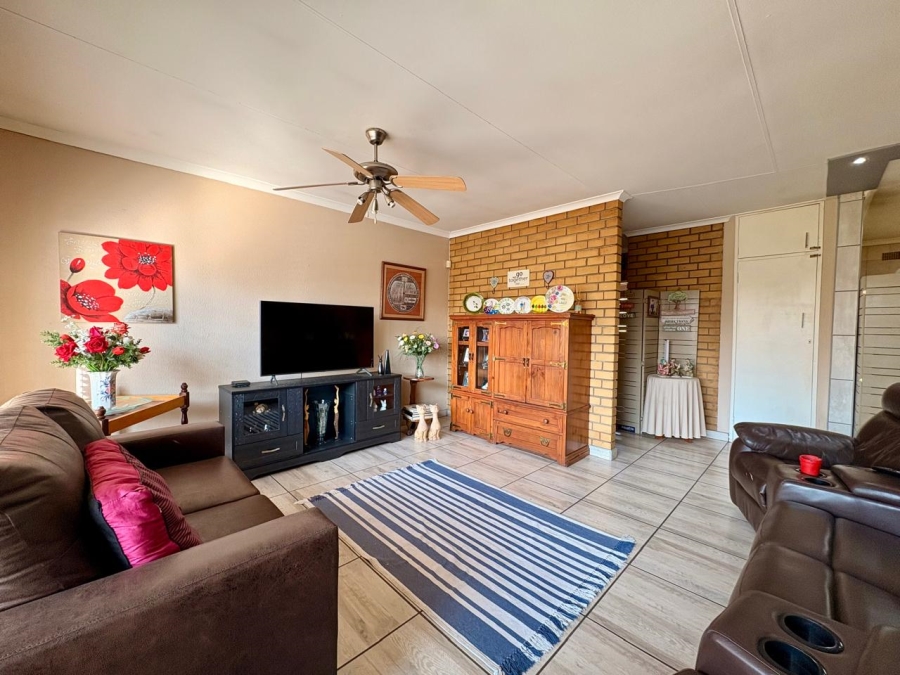 3 Bedroom Property for Sale in Dal Fouche Gauteng