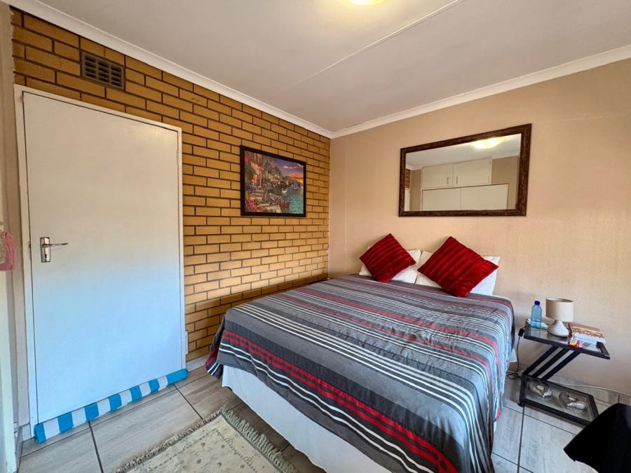 3 Bedroom Property for Sale in Dal Fouche Gauteng